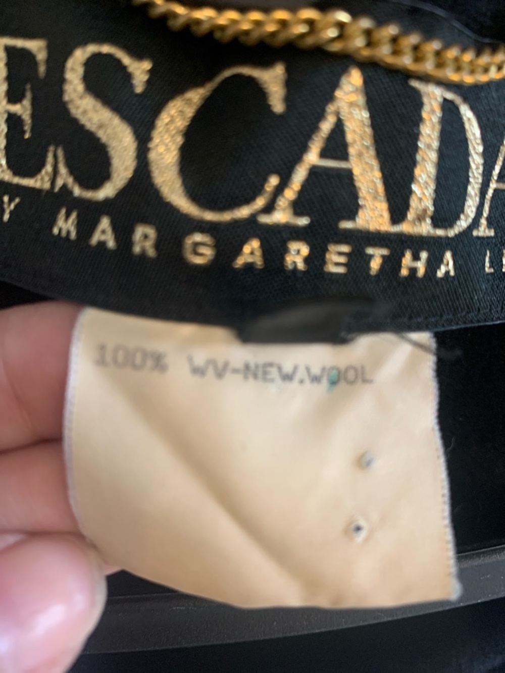 Vintage Escada 100% new wool coat oversized fit - Picture 4 of 14